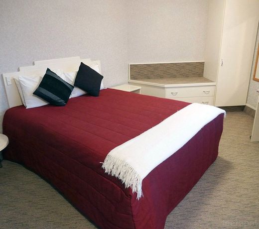 Deco City Motor Lodge