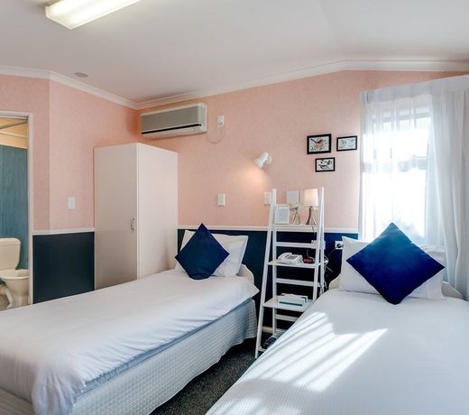 Parkside Lodge