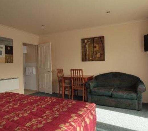 Heritage Court Motel
