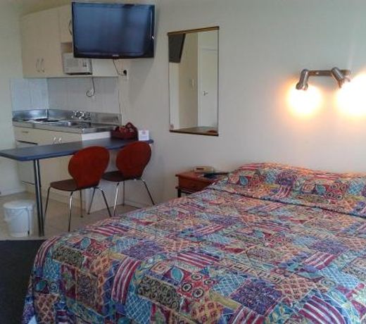 Frimley Lodge Motel