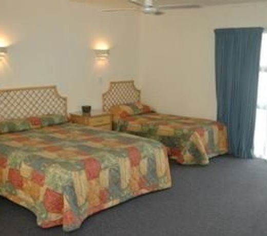 Sails Motor Inn