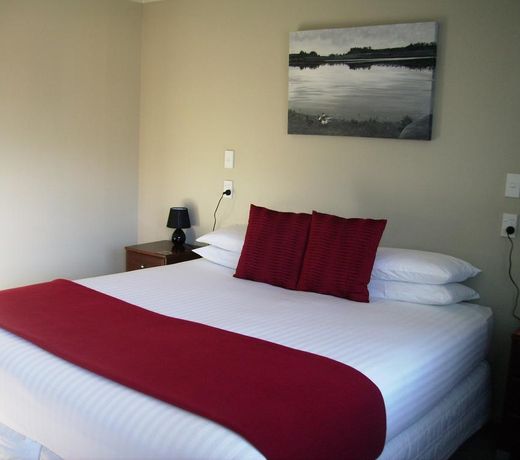 Albert Court Motor Lodge