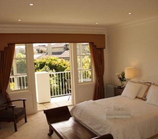 THE CONSULATE LUXURY BED AND BREAKFAST