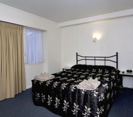 Fenton Court Motel