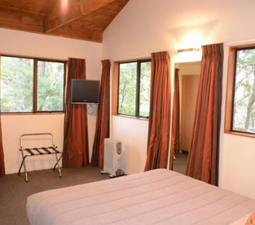 The Hobbit Motorlodge