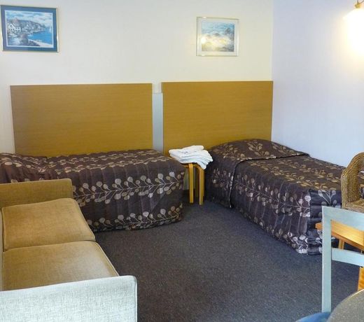 Safari Motel
