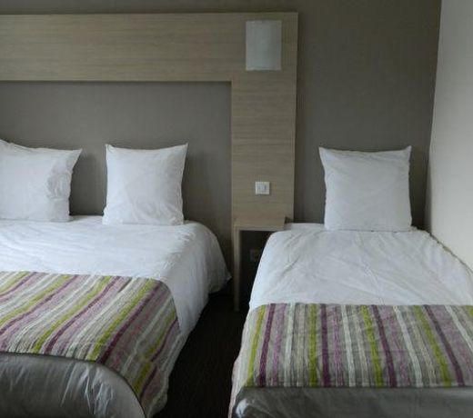 Hotel Restaurant L Echo du Lac