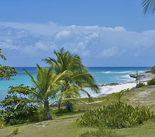 Moonraker Beach Hotel