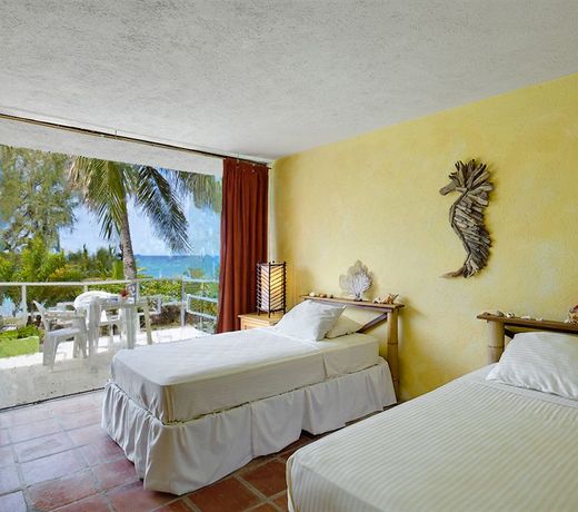 Moonraker Beach Hotel