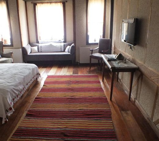 Zifin Hotel