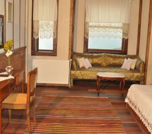 Zifin Hotel