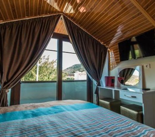 Parus Hotel