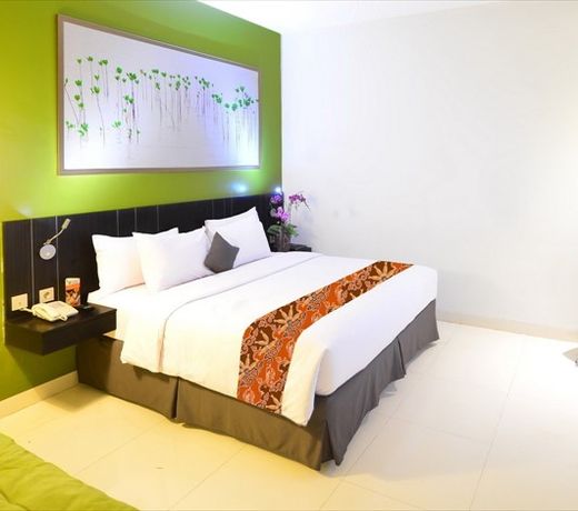J Hotel - Bandara Soekarno Hatta