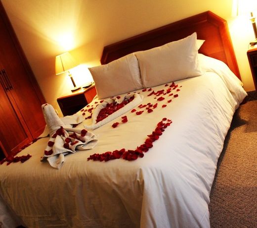 Qarmenqa Hotel