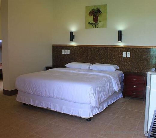 Mayfair Resort