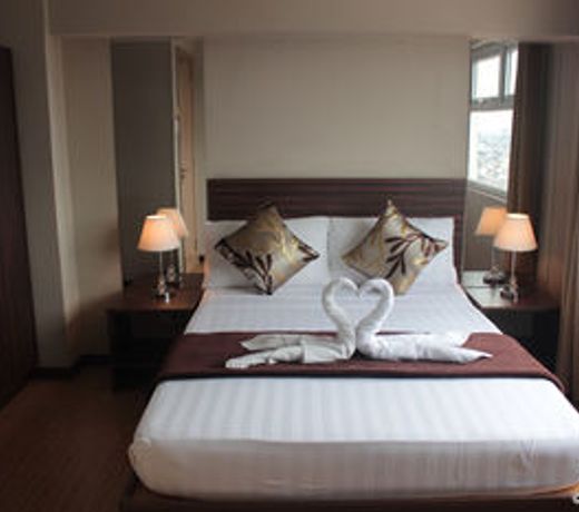 Shaw Residenza Suites