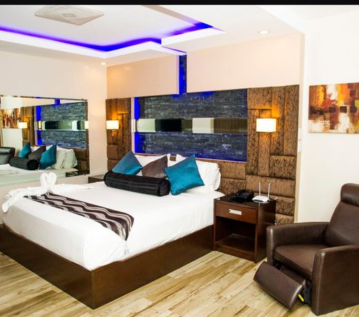 Grand Central Hotel