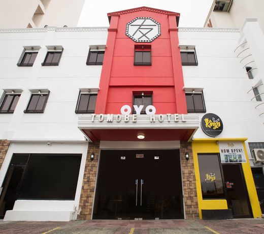 OYO 701 R-kings (former Tomobe Hotel And Restaurant)