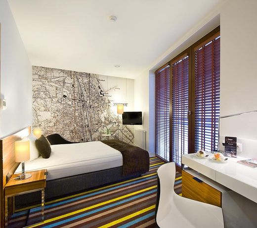 Bayjonn Boutique Hotel