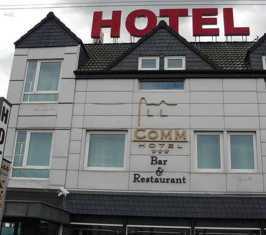 Comm Hotel Poznań Airport