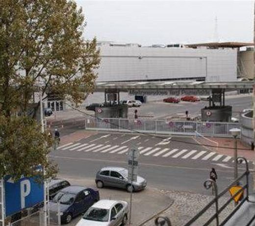 APARTAMENT VIS-A-VIS TARGÃW POZNAÃ??SKICH