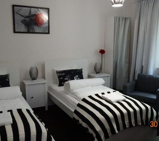 GOSCINIEC SARMATA