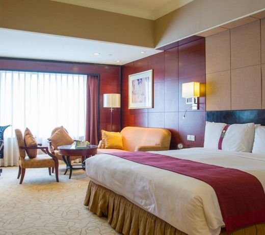 Holiday Inn Zhongshan Downtown, an IHG Hotel