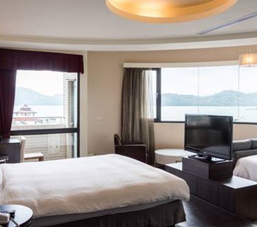 Hu Yue Lakeview Hotel