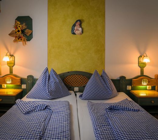 Familienhotel HochrieÃ