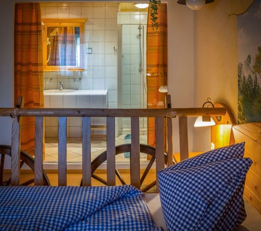 Familienhotel HochrieÃ