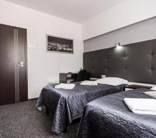 Hotel Junior
