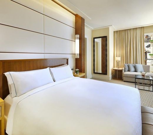Conrad Makkah