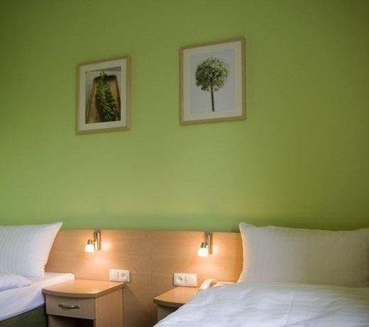 Hotel Łabędy