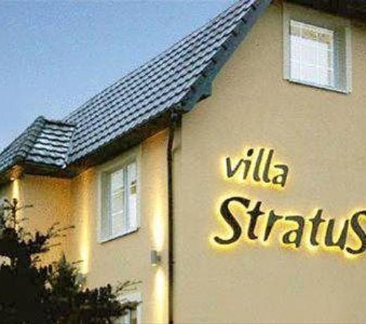 Villa Stratus