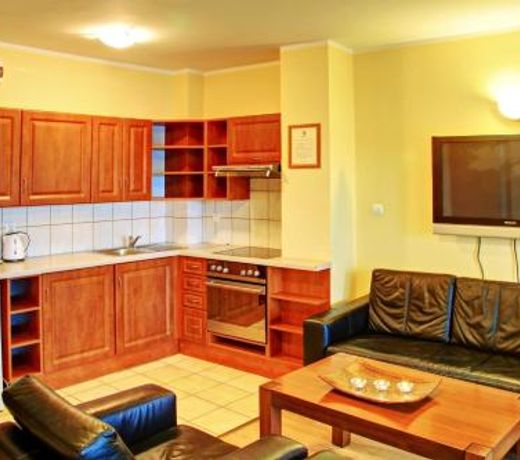 Apartamenty & Restauracja Janus