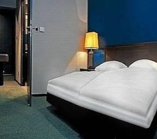BLUES HOTEL