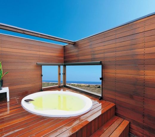 Shirako New Seaside Hotel