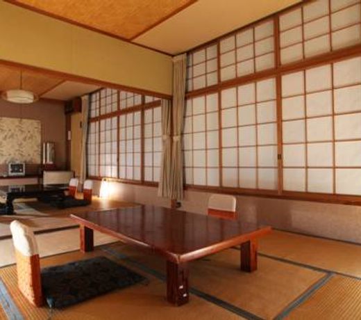 Hatsunoyu