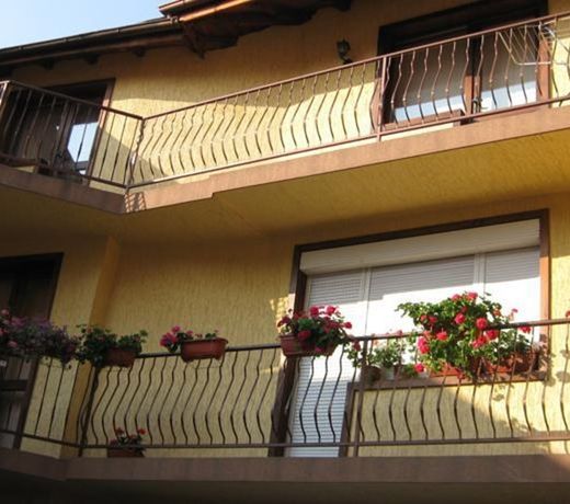 Pidovi Guest House