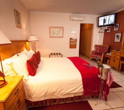 Shamrock Arms Guest Lodge