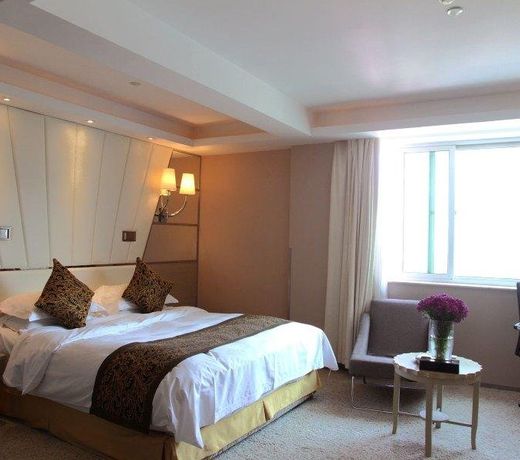 The Center Hotel Yantai