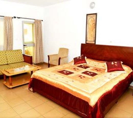 Paradise Hotel