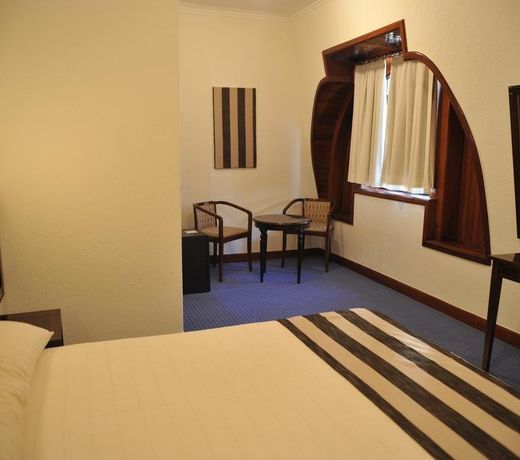 Porto Domus Hotel