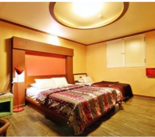 Prince Hotel