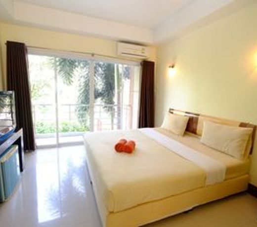 The Room Hotel (SHA Extra Plus)