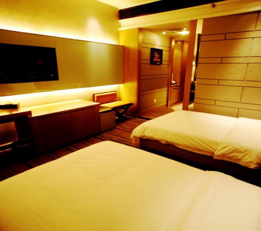 Manhattan Hotel