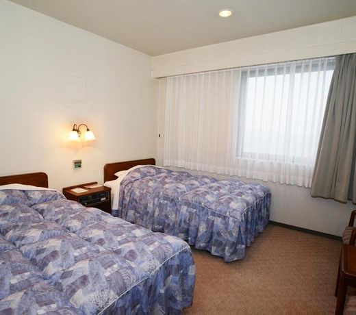 Tahara City Hotel