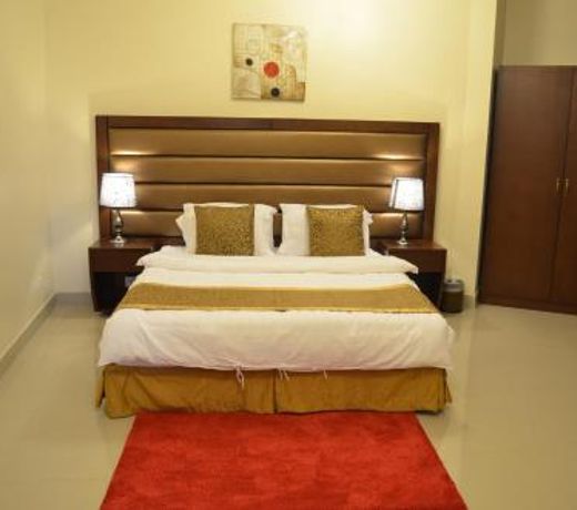 DIAMOND SUITES