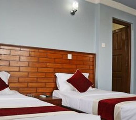 Hotel Holiday Taj