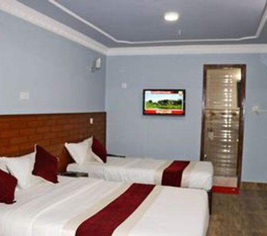 Hotel Holiday Taj